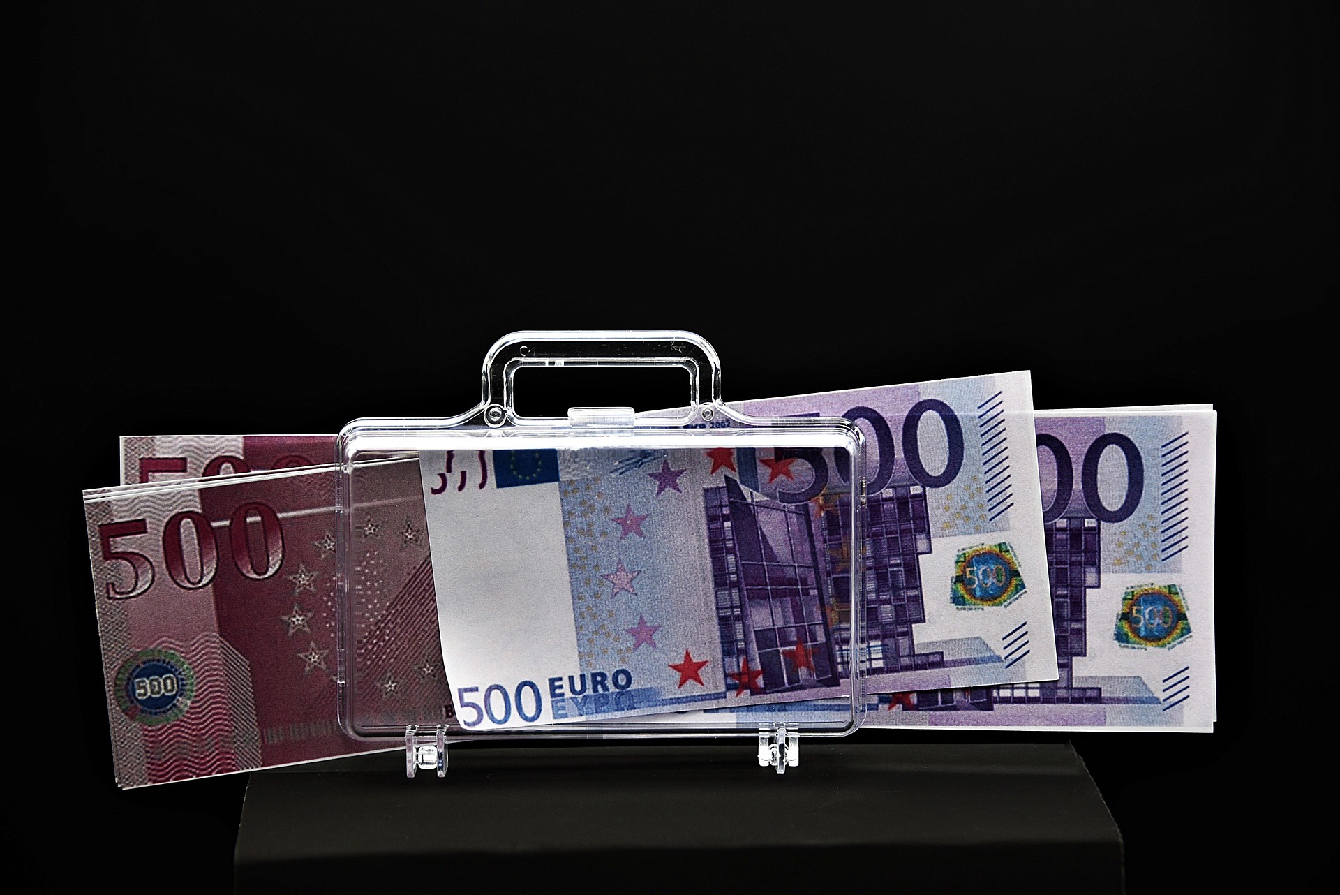 FULLY FUNDED INTERNATIONAL SCHOLARSHIPS IN CANADA FOR AFRICAN STUDENTS
